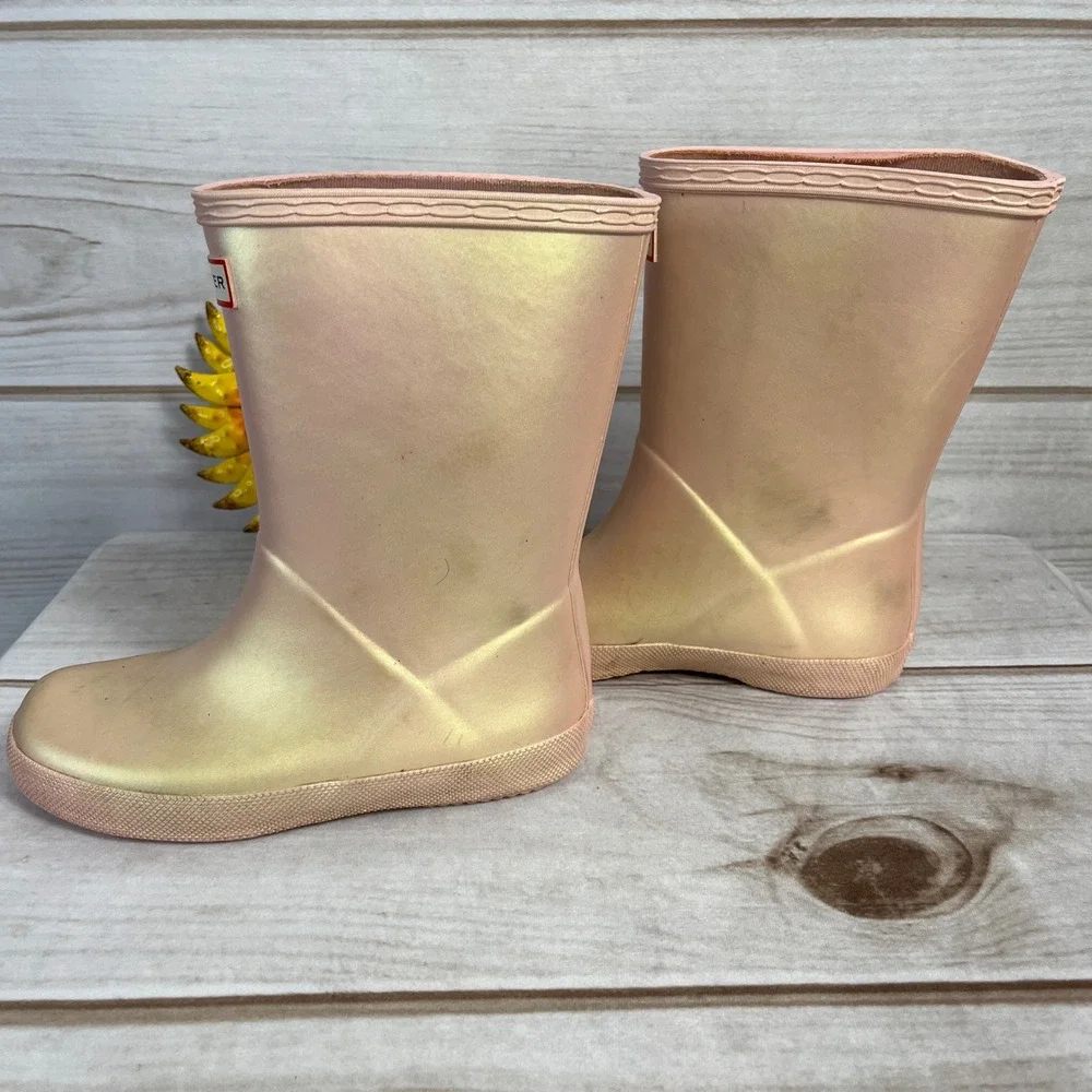 Hunter Kids First Classic Pink‎ Iridescent Rain Boots Size 12C